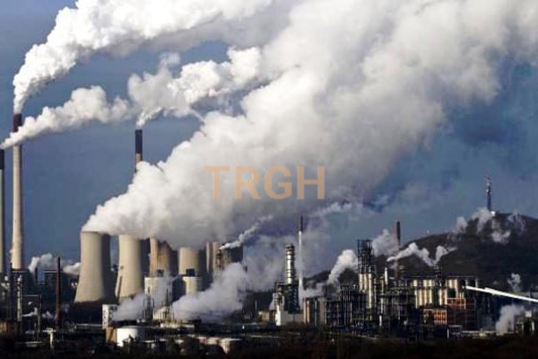 Khí thải nhà máy làm không khí nhiễm bẩn